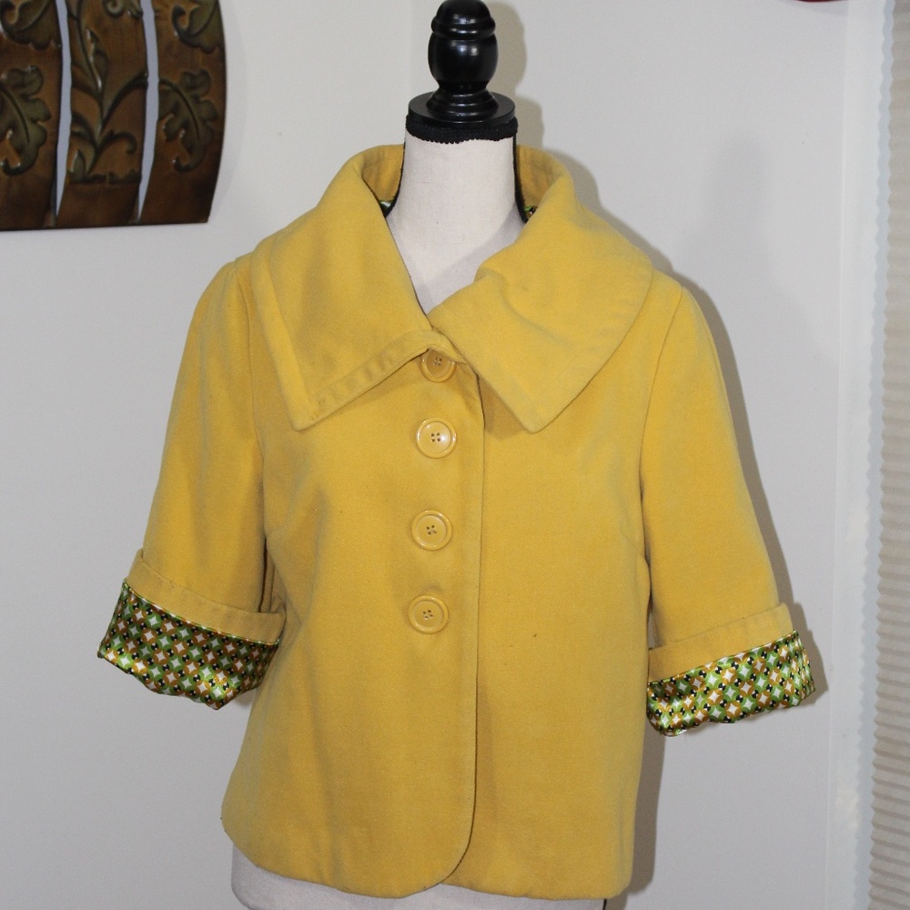23rdst,  yellow collar jacket with 3/4 sleeves - Picture 5 of 10